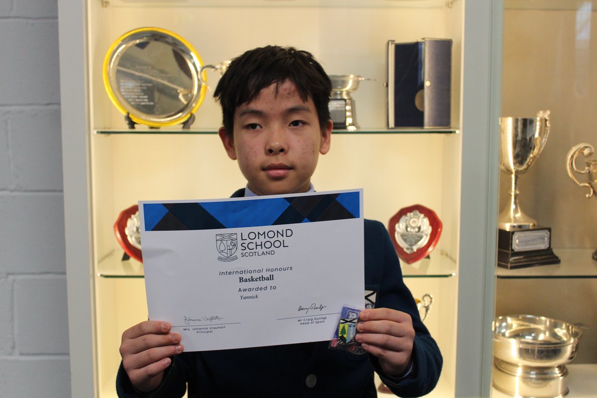 During Friday's assembly two pupils were awarded International Honours for representing their country at sport. Congratulations to Logan (Sailing) and Yannick (Basketball) on this achievement!