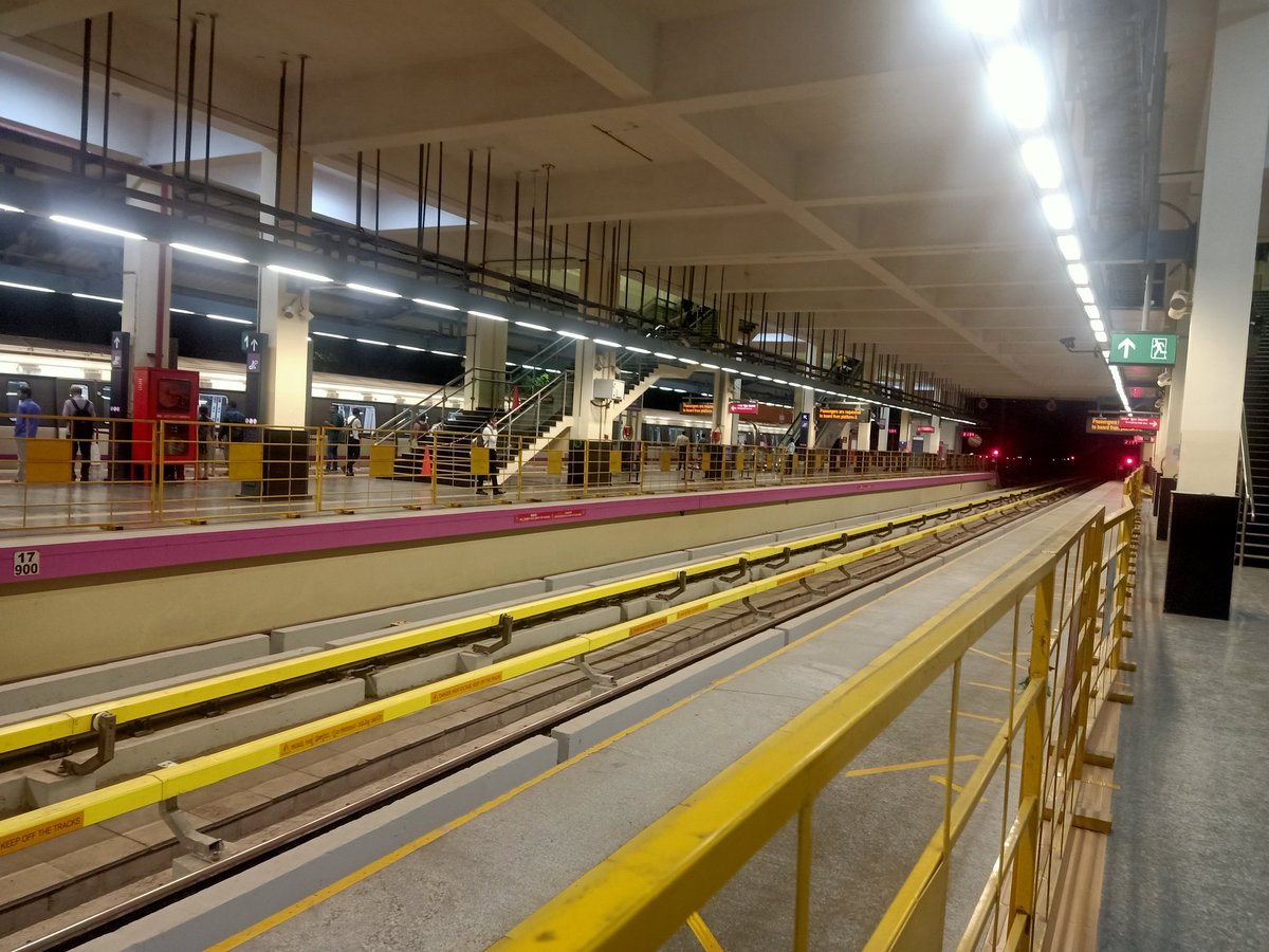 Lolita_TNIE's tweet photo. #Breaking Commissioner of Metro Rail Safety, Southern Circle, has given the green signal to BMRCL to commission the stretch btwn KR Pura &amp; Byp. Consent letter given half an hr ago @NewIndianXpress @XpressBengaluru @srivasrbmrccoi1 @DKShivakumar @siddaramaiah @mohuwa88 @KARailway https://t.co/aCetbZkAbd