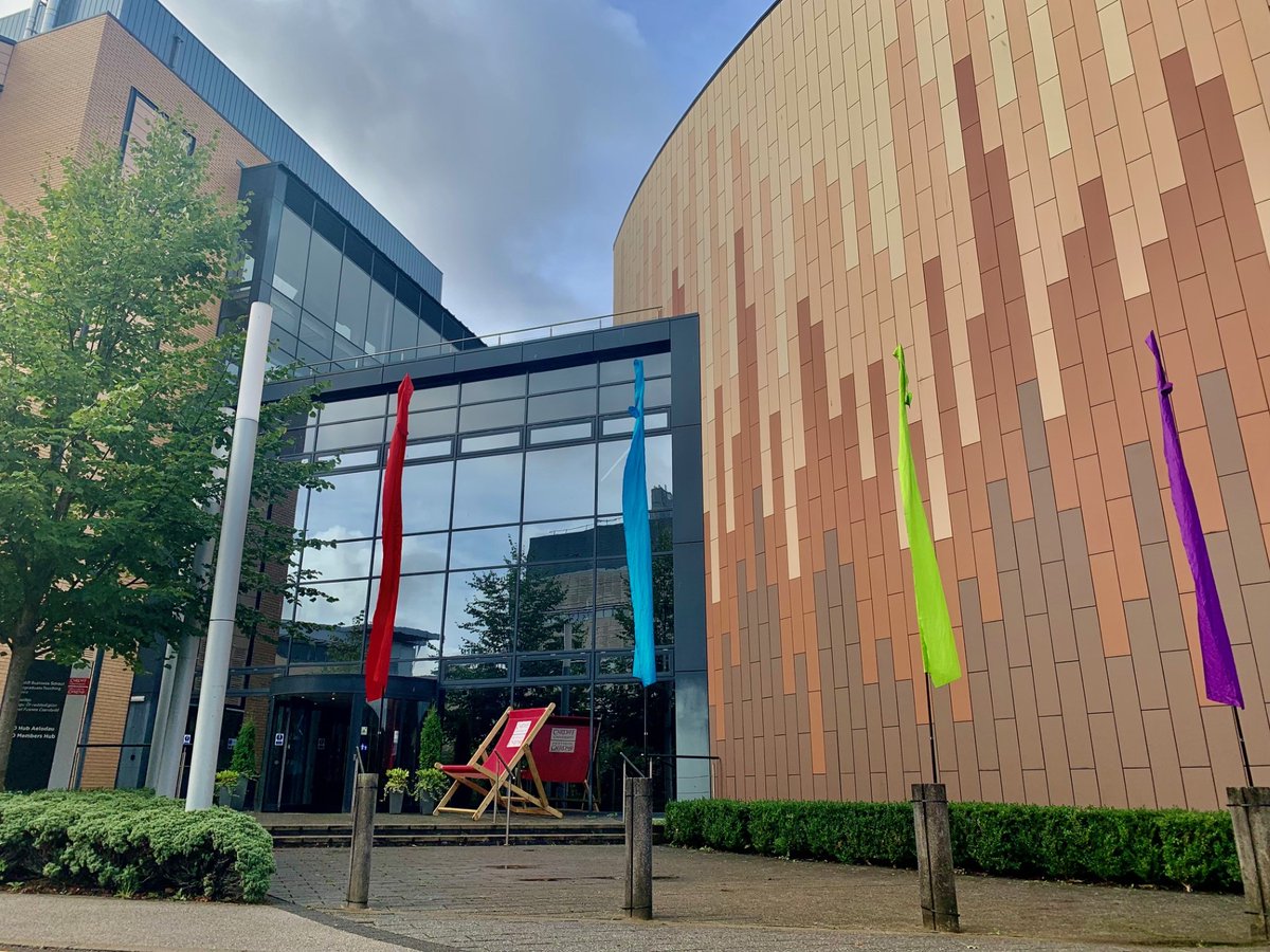 CbsExec's tweet image. It's induction week here at @cardiffbusiness! A warm welcome to our new and returning students.

Mae hi'n 'wythnos ymsefydlu' yma yn @cardiffbusiness ! Croeso mawr i'n disgyblion newydd a'r rhai sy'n dychwelyd.

#croeso #welcome #caerdydd #cardiff