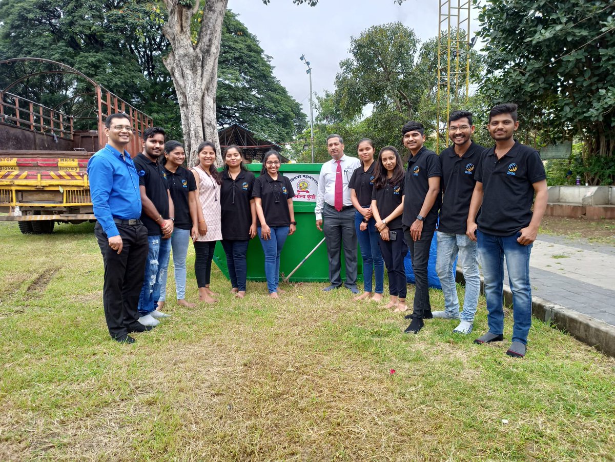 At IIMS we have organized activities under Green Club -  Nirmalya Collection, Handing over Shadu idols to Artisans after the immersion and Scientific Processing of Nirmalya.
#clay #idols #collection #activities #greenclub #college #mba #mca #students #pune #pgdm #professor #iims