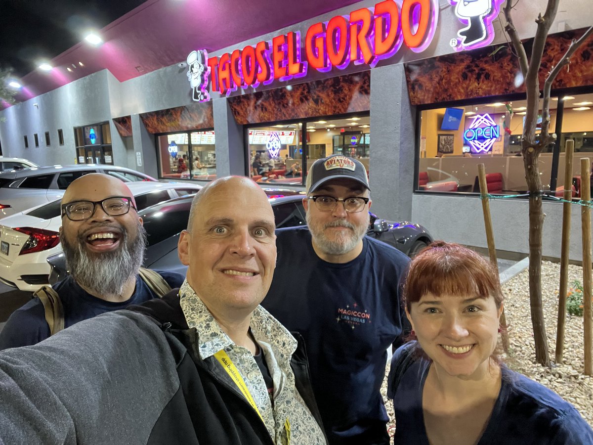 Food with friends is the best. Especially when it is delicious. <a href="/RuelGaviola/">Ruel Gaviola</a> , <a href="/PaulaDeming/">Paula Deming</a> ans Mart, thank you!