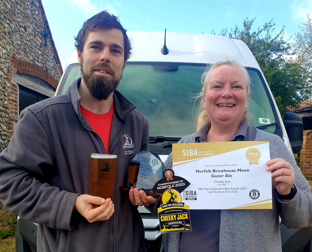 moongazerale's tweet photo. The eastern region gold awards have arrived back at the brewery. Now for the national finals.. https://t.co/USqvg4mUUh