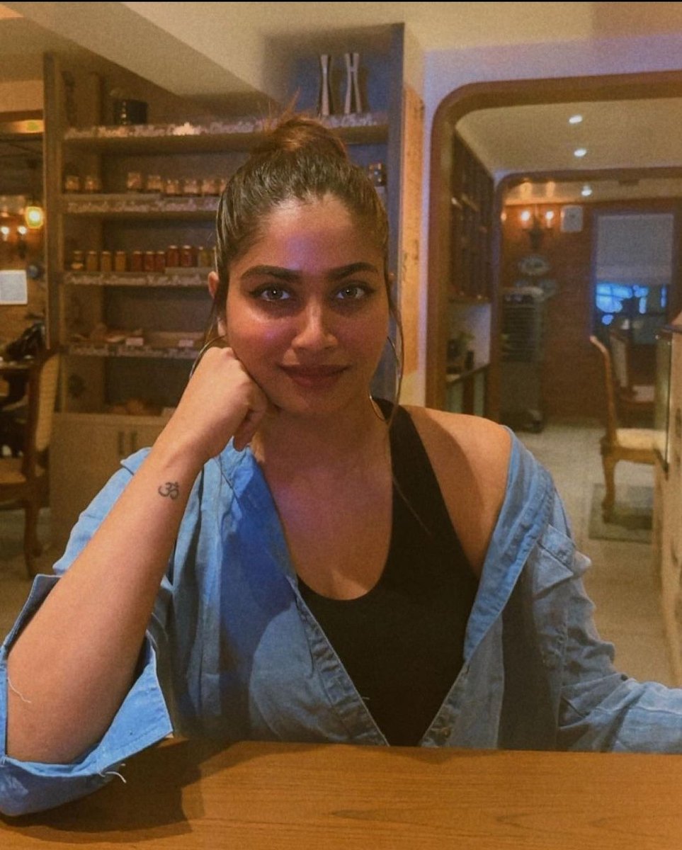 shivaninarayana's tweet image. #Classicism ✨