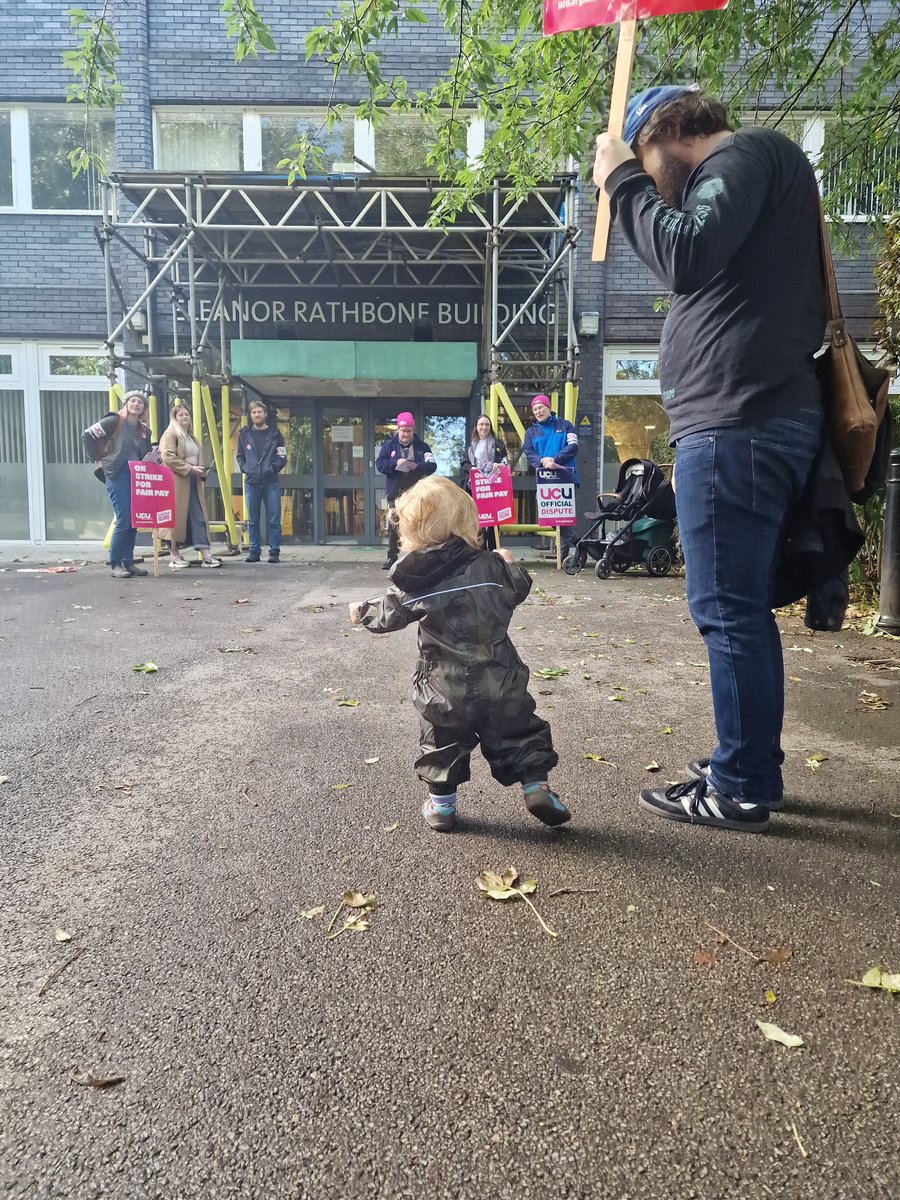 Strong (and adorable) turn out at the pickets this morning @ULivUCU2 #UCURising #FourFights #NeverCrossAPicketLine