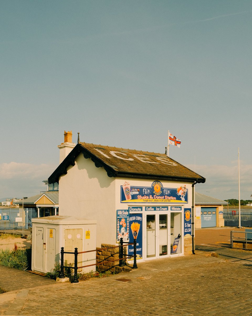 Champagne Boy tweet media