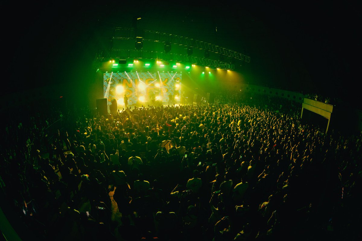 NeckDeepUK's tweet photo. The SE Asia tour is over and we’re real sad about it. Thank you so much to Kuala Lumpur, Surabaya, Jakarta, Medan, Singapore, Bangkok and Manila. Some of the biggest, best and most fun we’ve had on stage and on tour. We’ll be back soon 🇲🇾🇮🇩🇸🇬🇹🇭🇵🇭 https://t.co/FukbvQKZFw