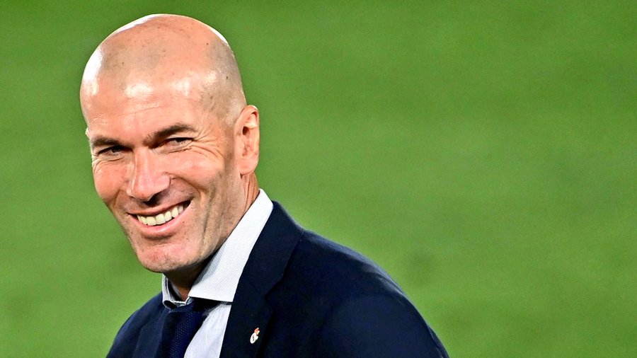 kobi_OM's tweet photo. 🔵Je ne vois que Zizou pour calmer la fronde populaire ,le seul ou les supporters accepteront une saison de transition,et préparer au mieux la saison prochaine..On fonce!!! 

@OM_Officiel @david_friio #TeamOM https://t.co/Mwpr4l7Tb5