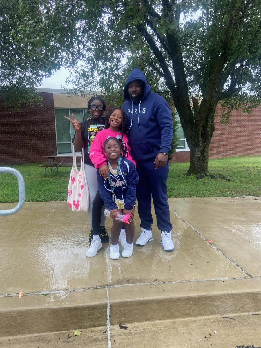 All 3 of my baby's 😍🖤 #GirlDad