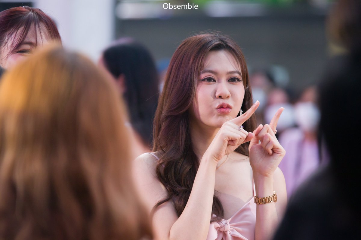 obsemble's tweet photo. จู่ๆก็คิดถึง…..คิดถึงคนน่ารัก 😘
#NoeyKanteera
#Obsemble https://t.co/VnUwbIzrST