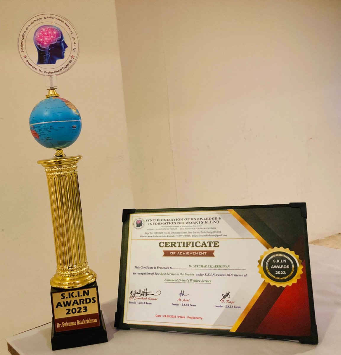 innokaiz_india's tweet photo. Our Honorable #Chairman and #Managing #Director #Dr_Sukumarbalakrishnan @kaizensukumar sir received a Best #Service to the #Society 2023 from #Synchronization of #Knowledge &amp; #Information #Network (S.K.I.N) On behalf of Him Team @innokaiz_india Received the Award🙏🙏💐💐#JBGROUP https://t.co/NA09ts7Ms8