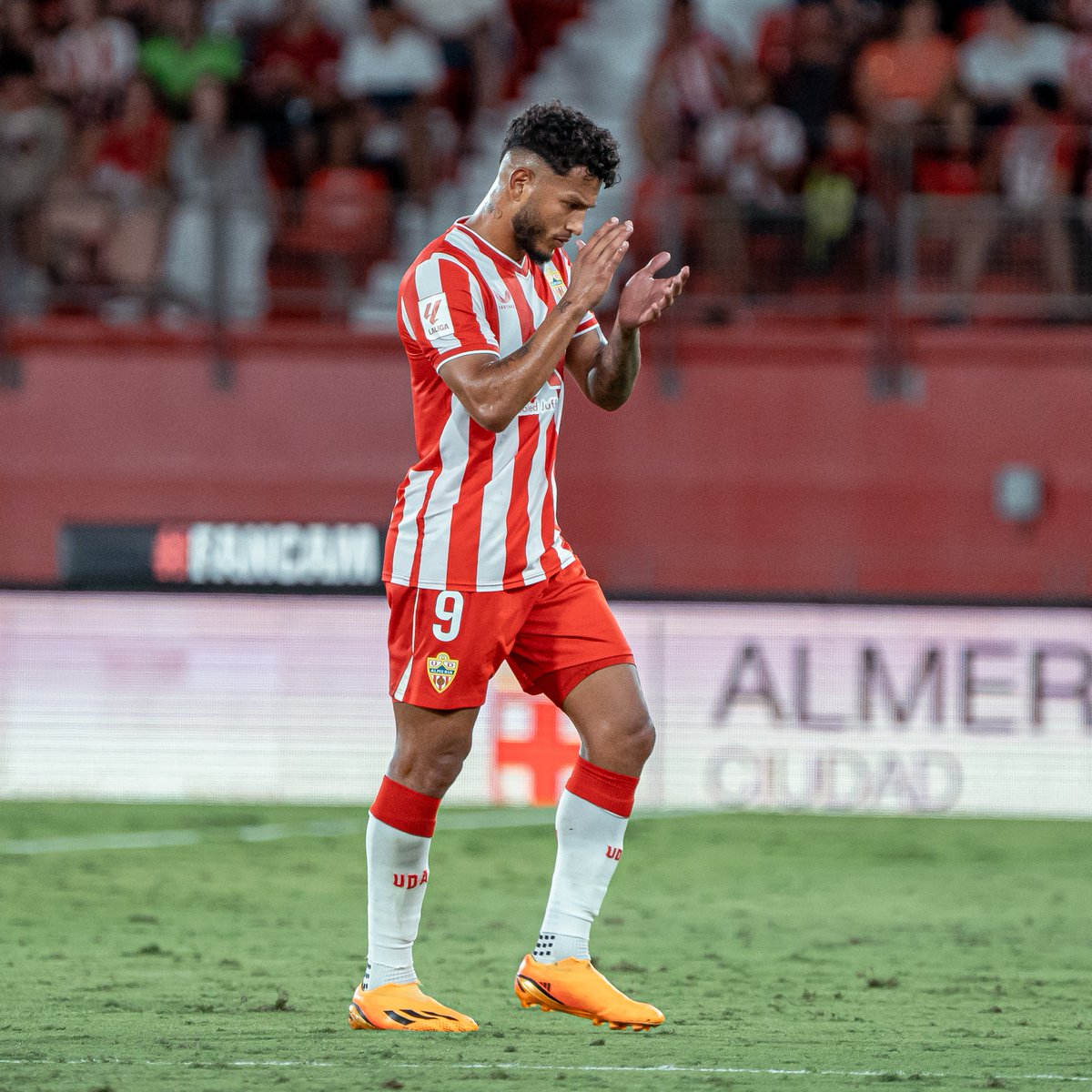 🙌 ¡Lucharemos por todos los rojiblancos!  

🚗 Buen viaje a Sevilla a todos los aficionados que se desplazan al Sánchez-Pizjuán. Mucho cuidado en la carretera.  

❤️🤍❤️ Estamos seguros de que también nos llegarán todos los ánimos de los que os quedáis en nuestra provincia.