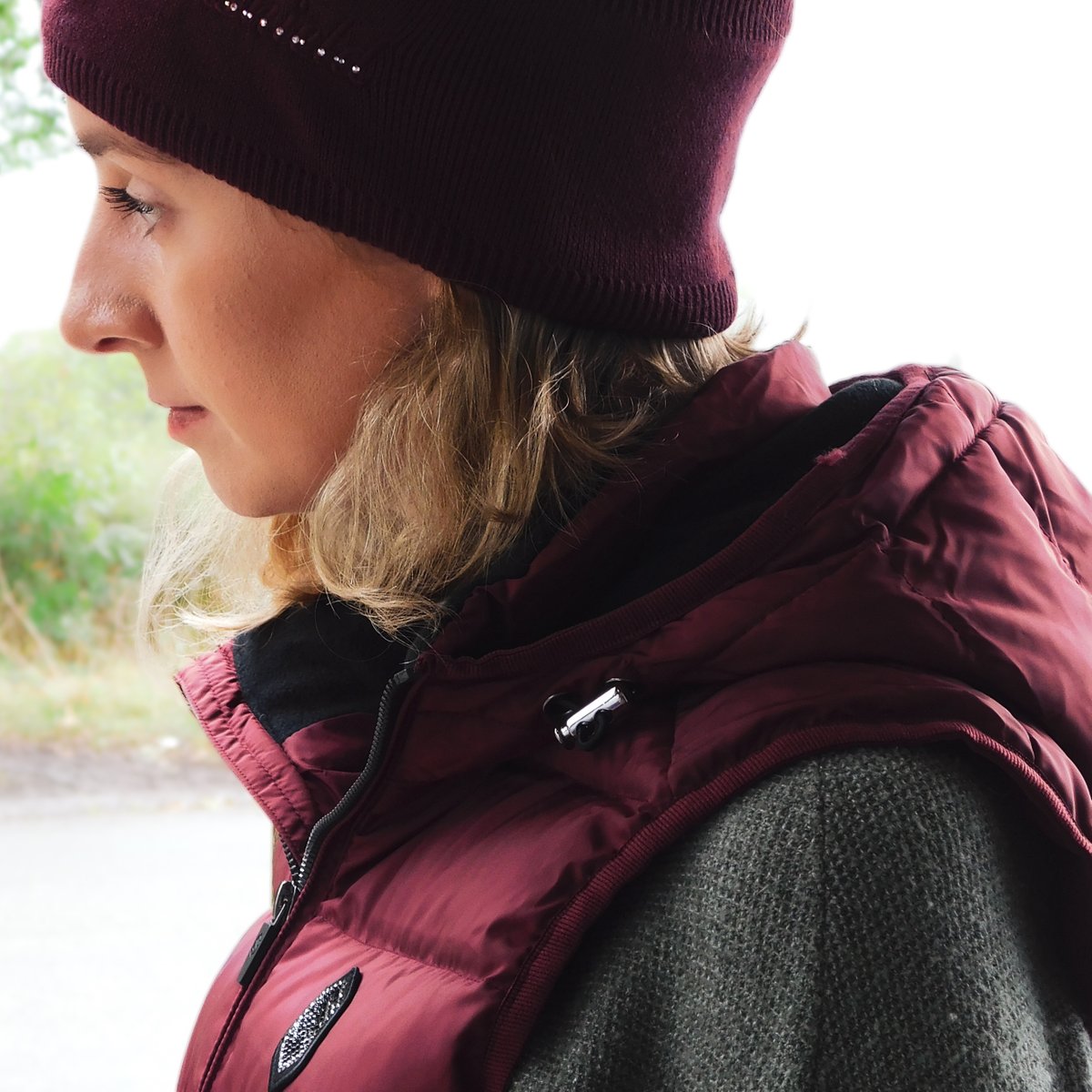 Stay stylish and warm with the stunning NEW Samshield Chamonix Gilet.

Autumn is well and truly here. And the Chamonix Gilet from Samshield is a perfect seasonal choice for staying warm yet stylish.

#Equiport #Equestrian #Samshield #SamshieldAW23 #EquestrianOutfit