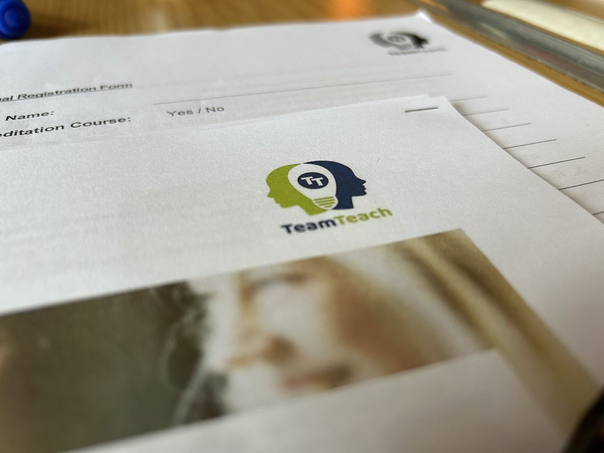 HFC_Community's tweet image. The staff of @HerefordFC community are attending a course today around #teamteach which is being delivered by @HfdCityCouncil 

#COYW | #OurCity