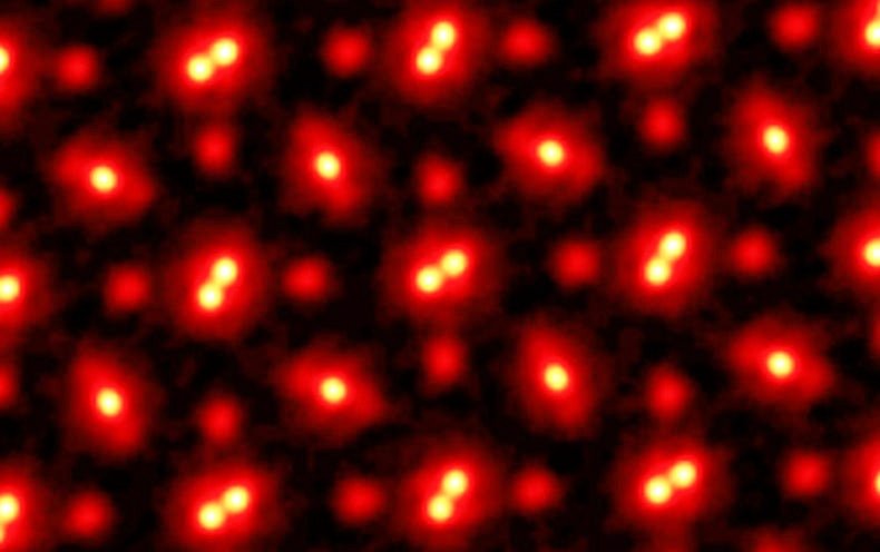 Real Image of an Atom 