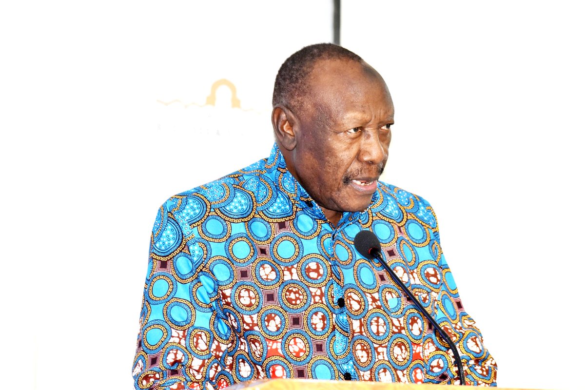 TCDemokrasia's tweet photo. Leo tarehe 25 Septemba 2023 Mwenyekiti wa #TCD, Mhe. Prof. Ibrahim Lipumba ameongoza Kikao cha Faragha Cha Viongozi Wakuu wa vyama vya Siasa kujadili marekebisho ya Sheria za vyama kuelekea Uchaguzi wa serikali za mitaa na Uchaguzi Mkuu katika Hoteli ya Madinat Al Bahr Zanzibar. https://t.co/zSyVuNU9lo