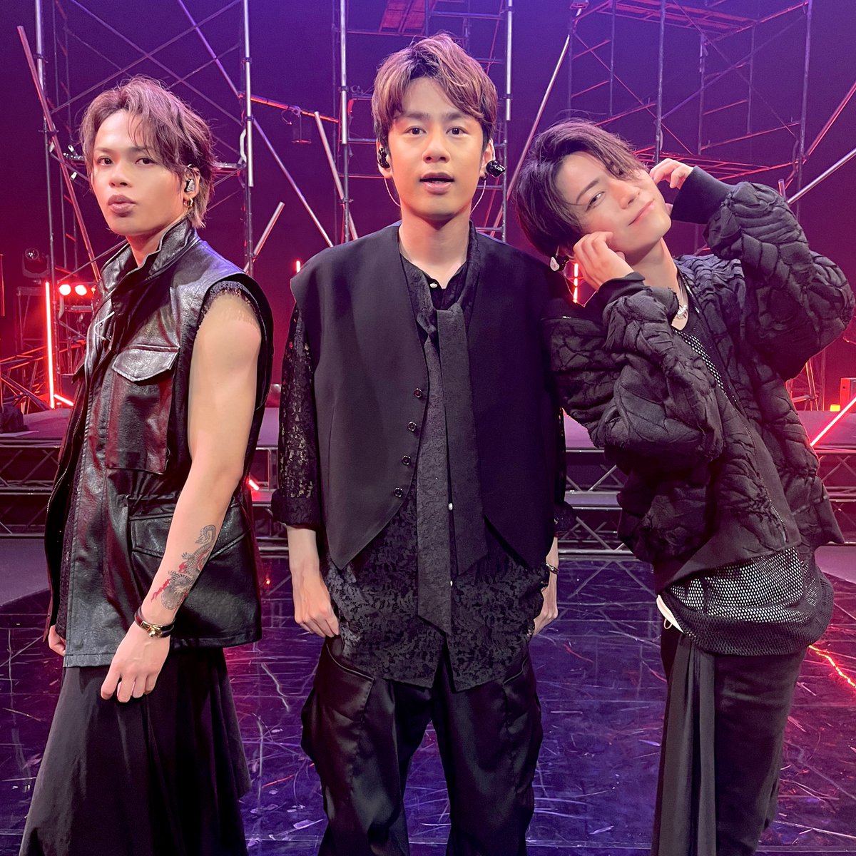 KATTUN_0322's tweet photo. 今夜の「何するカトゥーン？」は
皆さんいかがでしたか？👀✨

本日のオフショットをお届けします🪩

次回の放送もお楽しみに😎😎😎

#KATTUN
#RESCUE
#何カツン https://t.co/CvMIv3cyo9