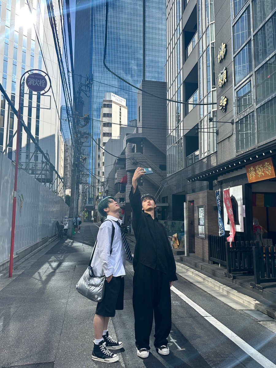 OmegaX_members's tweet photo. [#OX]

착한 룸메형님과 함께

#OMEGA_X #오메가엑스
#한겸 #HANGYEOM https://t.co/VrFcq3ZlPB