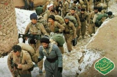 Zahra_so52's tweet photo. دفاع مقدس زمینه ساز فرهنگ مقدسی شد که طریق اتصال به ملکوت را هموار کرد.
#جهاد_ادامه_دارد 
#ما_متحدیم https://t.co/9zwrtiP6L8