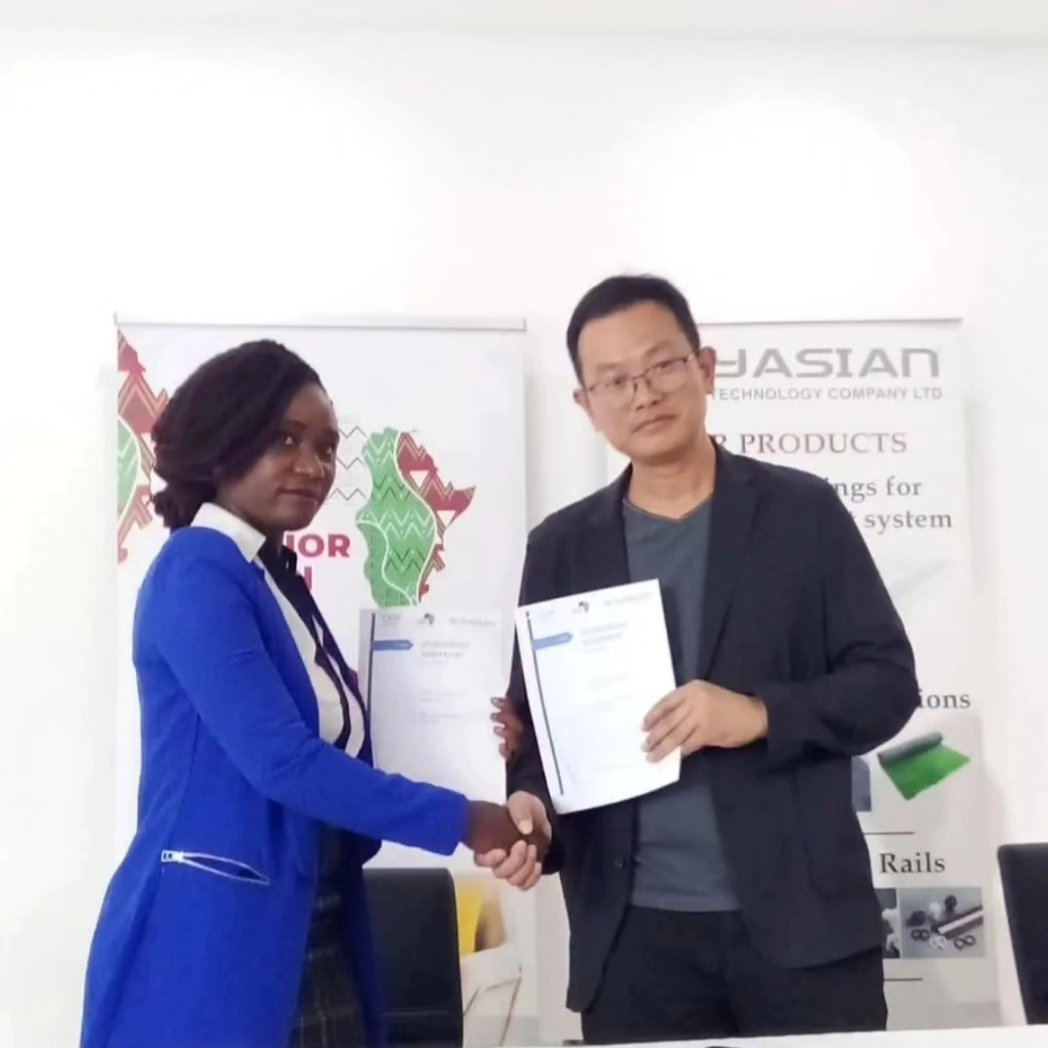 Signing the Future:A grateful partnership unveiled 🤝 💰.#yasian #interiordesign #aidw