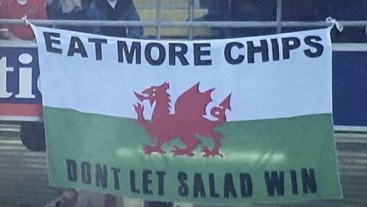 No Context Brits tweet media