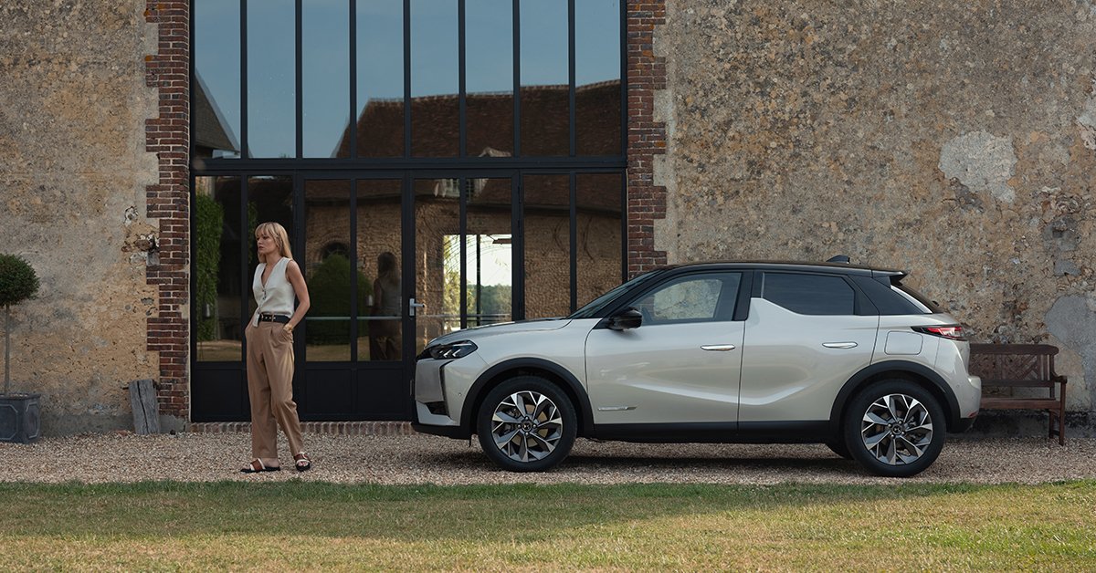 DSAlcala's tweet photo. La colección ESPRIT DE VOYAGE completa la gama con el DS 3.
Disponible en versión 100% eléctrica
Gasolina Pure Tech 130 Automático
Diesel BlueHDi 130 Automático

#ds3 #DSautomobiles #espritdevoyage https://t.co/zLDYIDI2n6