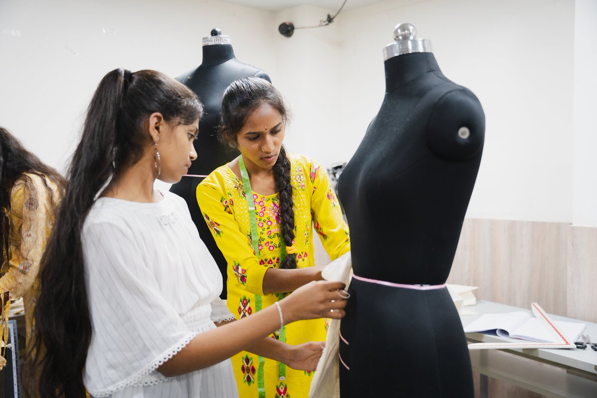 TGSWREIS's tweet photo. "The Art of Attire" Fashion Design Workshop, a dynamic collaboration between #TSWREIS, #TTWREIS and #Hamstech, has been a whirlwind of creativity! Stay tuned for glimpses of the fashion journey in action #CreativityUnleashed #DesignWorkshop #Righttowrite. https://t.co/HgdX8fXL0i