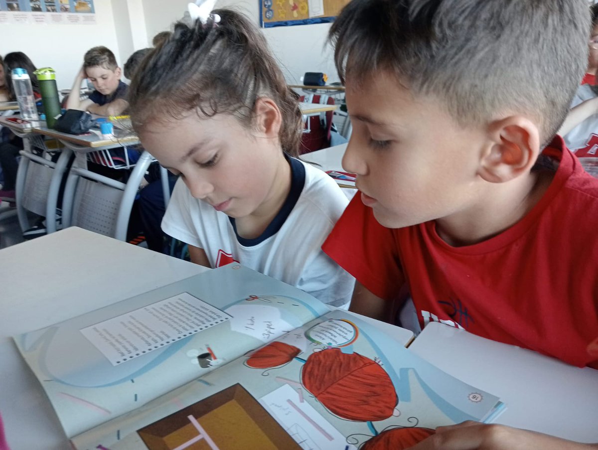 BahcesehirSivas's tweet image. 3. Sınıf öğrencileri #StemJunior dersinde &quot;Şerbet&apos;in Kukla İşi&quot; kitabını okuyarak Şerbet ile tanıştılar. 🤩🥳
#STEMjunior  #STEMgelecektir   @bahcesehir_k12