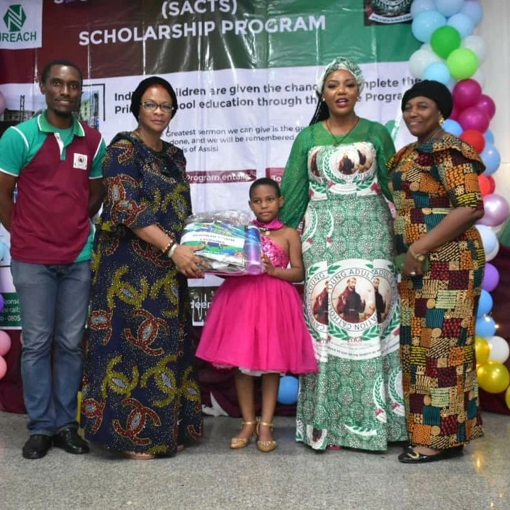 nreachnigeria's tweet photo. Pictures of the children who were part of the 2023 SACTS Program Award... They made the event beautiful πππ
#SACTS2023 #SponsorAChildtoSchool
https://t.co/gP4aiNRtGi https://t.co/aXcbSLORhj