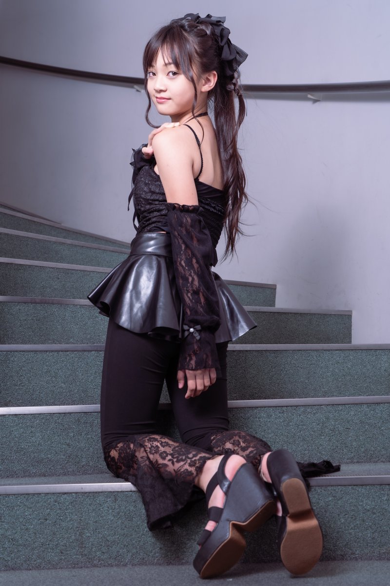 2023.9.24 
東京アイドル劇場　ダンチャレ 

model: 星瑠菜ちゃん (JS6) ②
<a href="/hoshi_runa_/">星 瑠菜 ⭐️メインアカウント💓12/21ラストライブ会いにきてね🐣🫶</a>
#星瑠菜 
#瑠菜 
#ほしるな 
#アイゲキ 
いつもの階段でいつもの・・