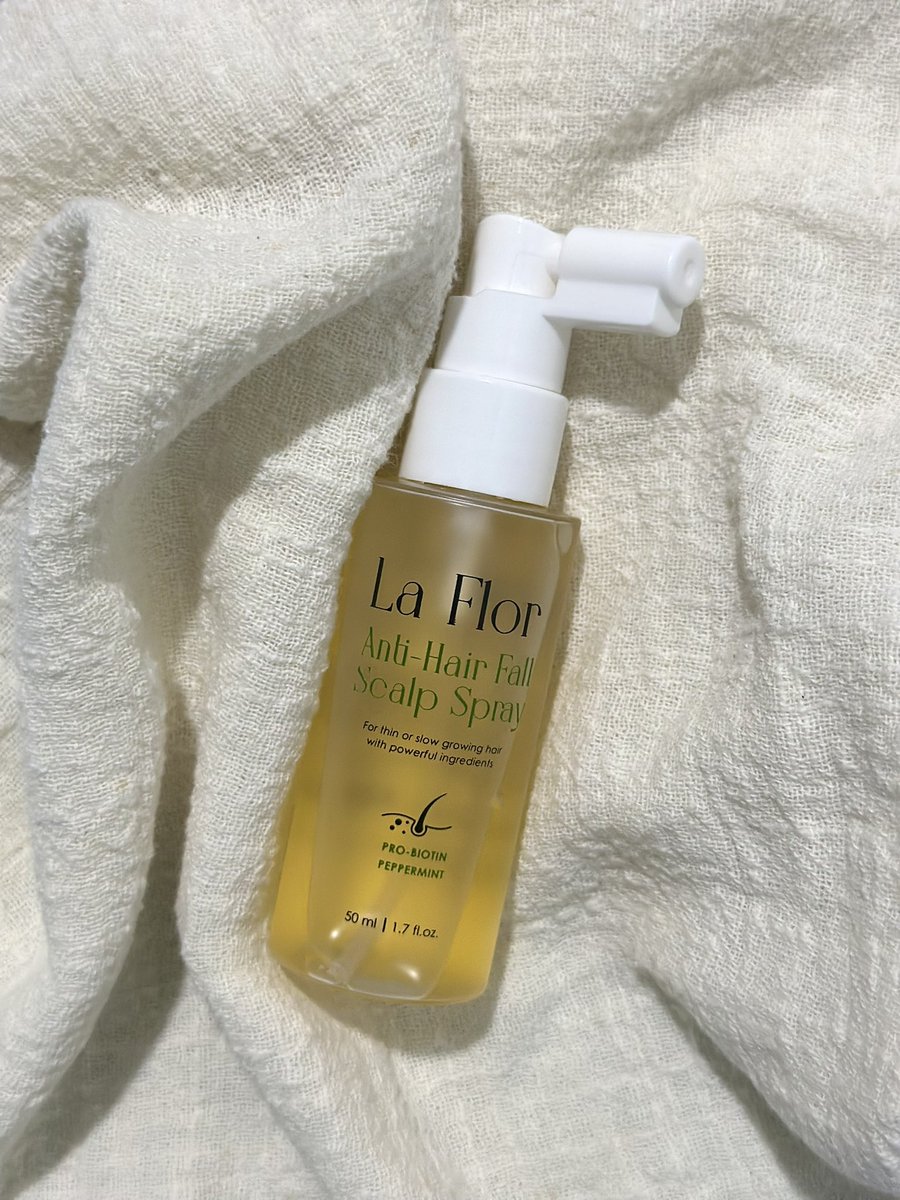 thenamessha's tweet photo. my secret for baby hair growth: this La Flor anti-hair fall tonic! ✨

thanks to this tonic, it’s a ritual now hehe defo my fav part in my haircare routine 🫶🏻

those yang ada problem rambut gugur tu would surely love this tonic ;) https://t.co/8g7AIWvkmW
