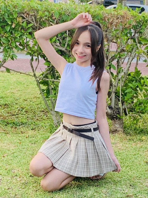 Twitterのコスプレ画像12