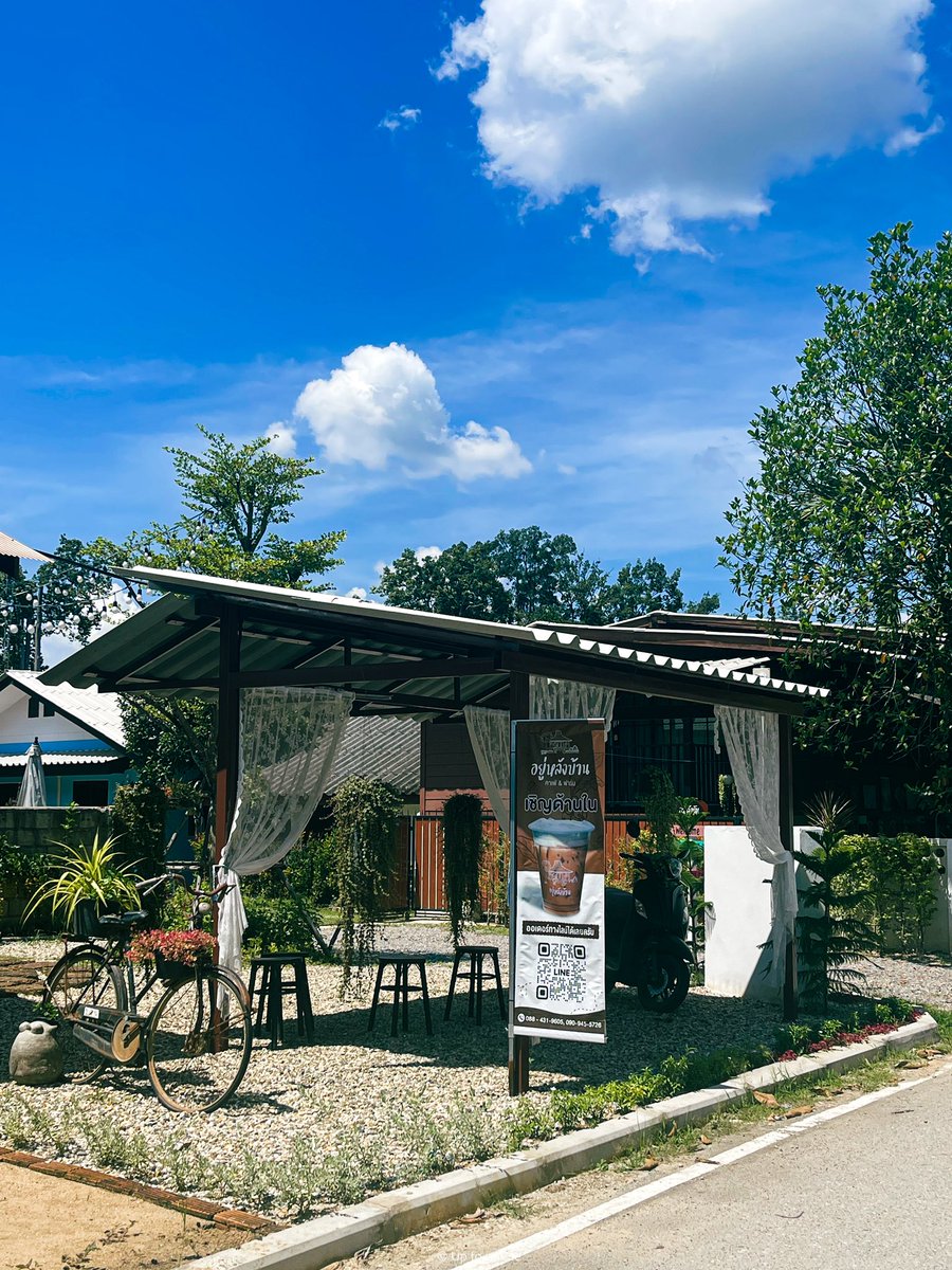 mnp1295's tweet photo. 🏡 #อยู่หลังบ้านcafeandlittlefarm เป็นทั้ง​คาเฟ่และฟาร์ม​เล็ก ๆ ​มีโซนสนามเด็กเล่น แปลงผัก และคอกสัตว์ด้วยนะ ​ 

💰 เริ่มต้น 35฿ 

⏰ เปิด​ 07:45 - 21:00​ น.​

📌 อ.สารภี จ.เชียงใหม่ (หลังโรงพยาบาลสารภี) : https://t.co/bmeDo6j3cX

🚗 จอดรถด้านในร้าน หรือสนามด้านข้างได้เลย https://t.co/RLd9eNLR2p