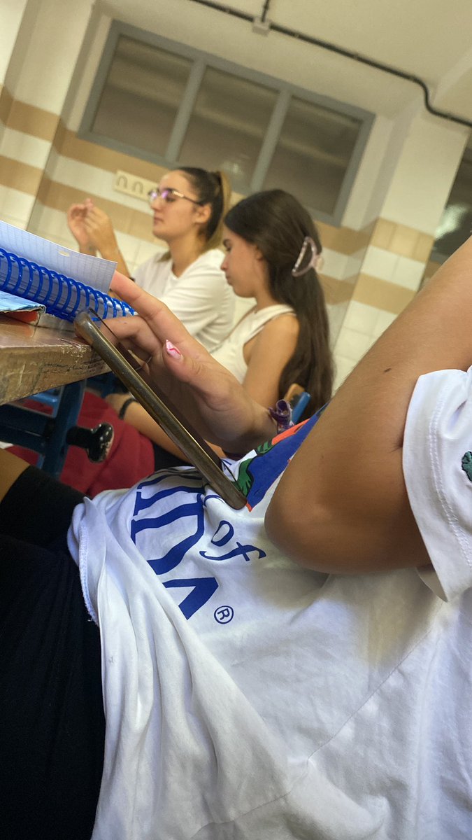 Esteficamacho_3's tweet photo. @toscanoana2608 @_caarloosgil https://t.co/vYTgPWpHpX
