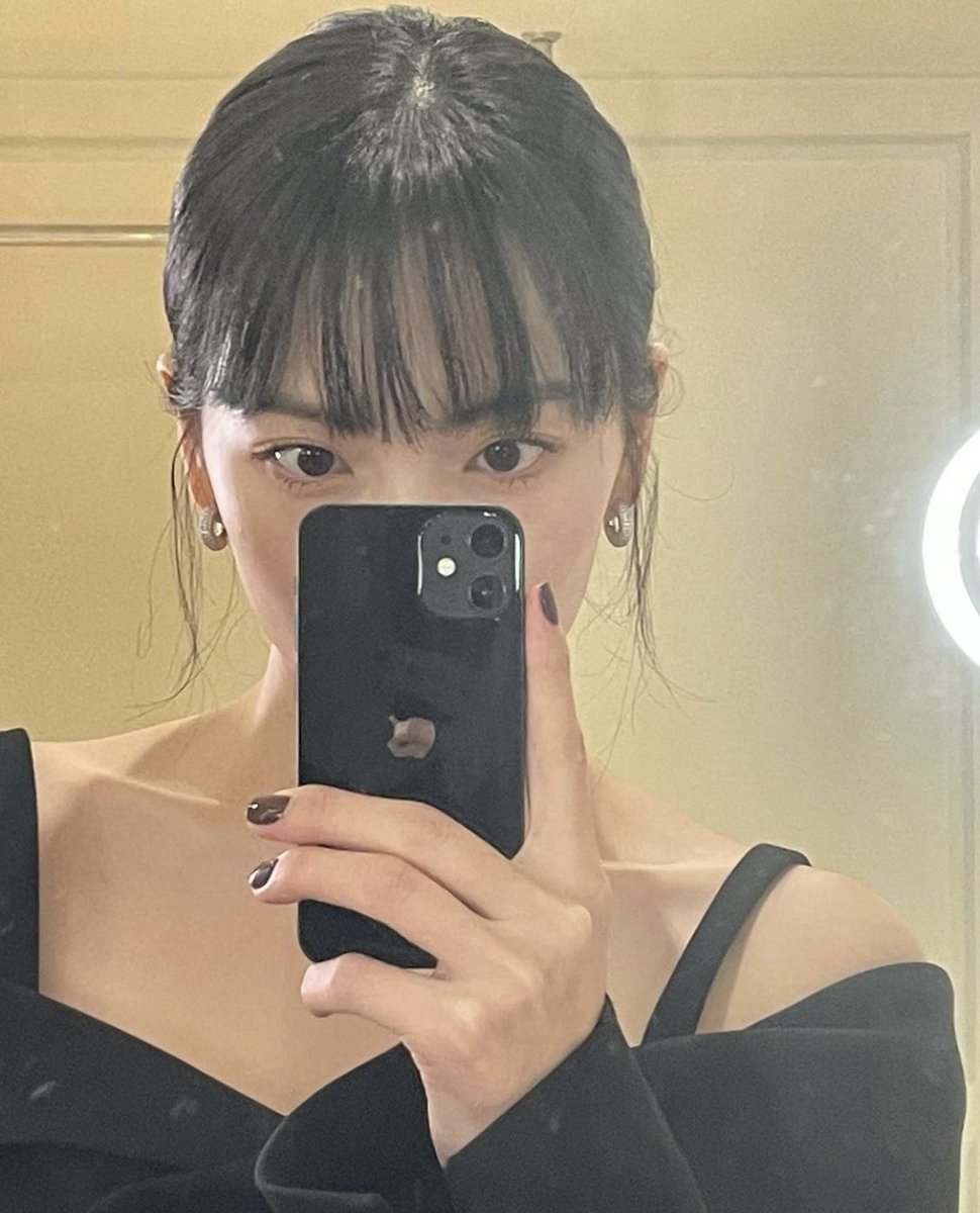 ullalla94's tweet photo. 아 강지영 미쳤어 어떻게 이렇게 사람이 이쁠 수가 있냐 ㅜ 내가 처음 언니한테 꽃혔을 때랑 느낌이 비슷해진거 같아서 더 좋다 https://t.co/UhCGCNnGyJ