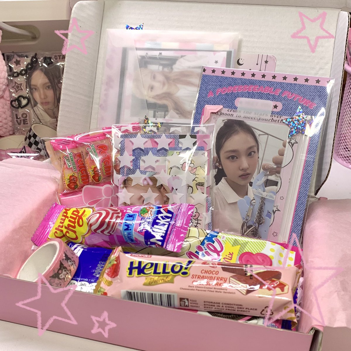 jeonzcards's tweet image. quick GA kasi ang saya ko today hehee 

100K TIKTOK FRIENDS GIVEAWAY ☆

• 1 winner haerin pc package
• 2 winners gcash 100 php

— mbf, like and rt this post
— ends on 9/27 6PM
— sf will be shouldered by me :D