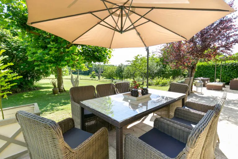GiteWorld's tweet photo. Welcome to La Maison Louverie, a stylish country house located on a private estate of 4 hectares, surrounded by woods and fields.

https://t.co/cTmsajG6kw 
.
#giteworld #gite #gites #gitesinfrance #frenchgites #france #frenchproperty #holidayrentals #propertyabroad #visitfrance https://t.co/GsGKNJnton
