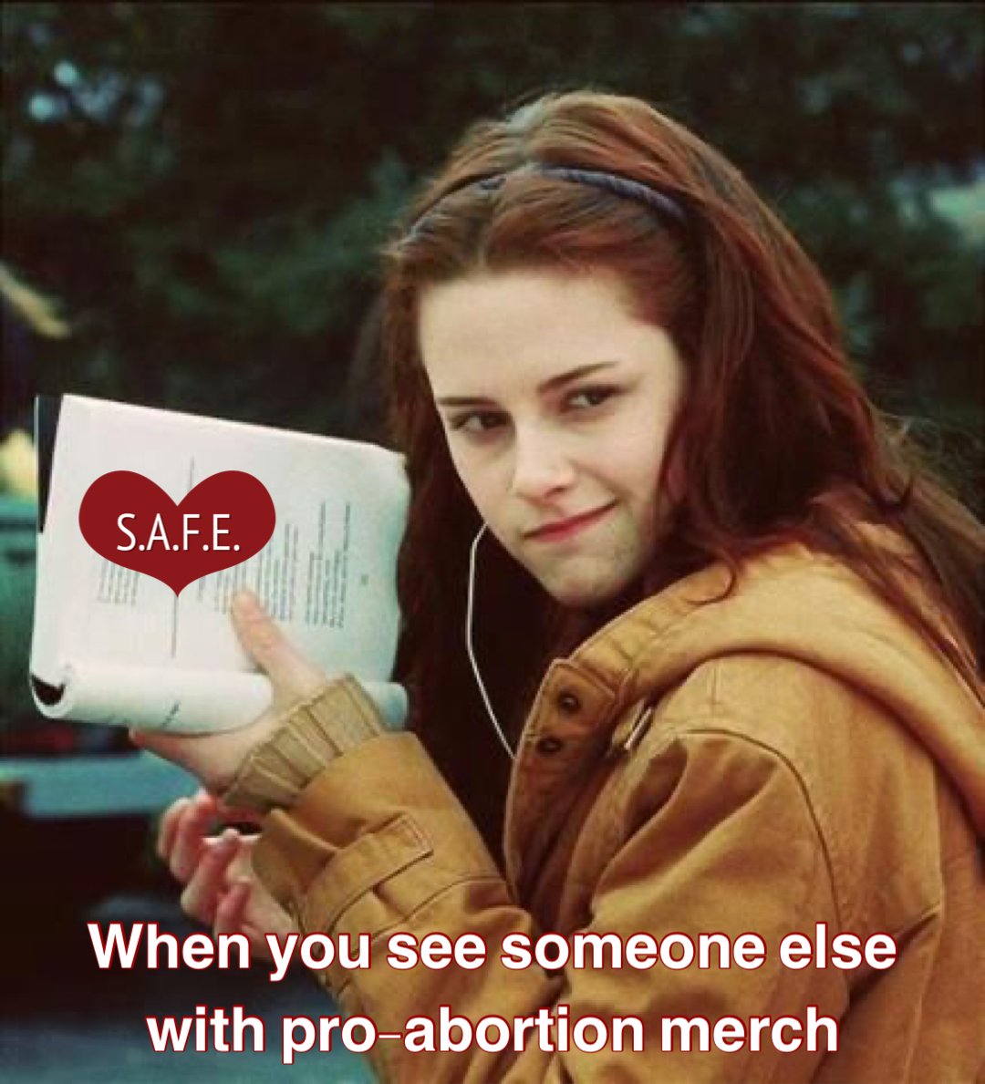 SupportAbort's tweet photo. As the seasons change, we’re feeling sparkly here at SAFE✨

It’s always abortion season!

Check out our merch by Coathanner: https://t.co/xSXFVxt2ak

#MemeMonday #Twilight #AbortionMemes #AbortionSupport #AbortionFunding #AbortionAccess #WeLoveAbortionFunders #AbortionFunders https://t.co/XMjIhJslBw