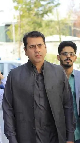 maryampakpk's tweet photo. Missed you Man!!! Missed you so much. Welcome back HERO❤️
#خوش_آمدید_عمران_ریاض #ImranRiazKhan #WelcomeBackIRK https://t.co/s2inLfMqcq