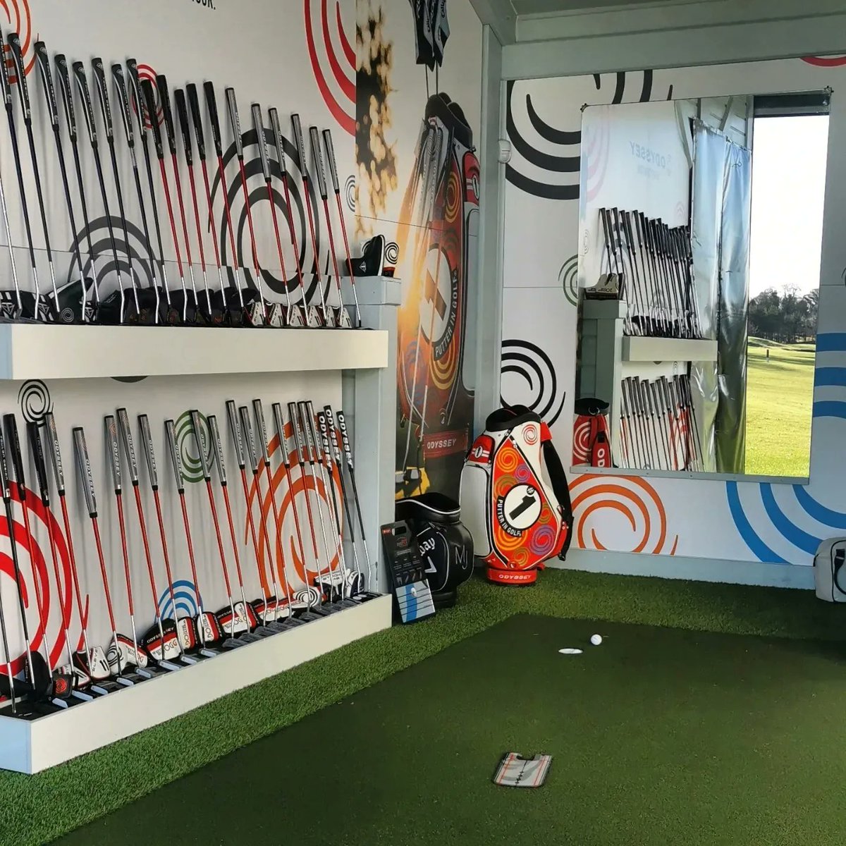 GolfMountJuliet's tweet photo. 🇪🇺🇪🇺 Giveaway 🇪🇺🇪🇺
To Celebrate the success of the @SolheimCupEuro and the retaining putt being held with an @OdysseyGolfTour Putter as fitted here at @mountjuliet we are giving away a Limited Edition Gothenburg Odyssey Putter Cover! RT and like for a chance to win! #Odyssey https://t.co/aWnNLRsuuc