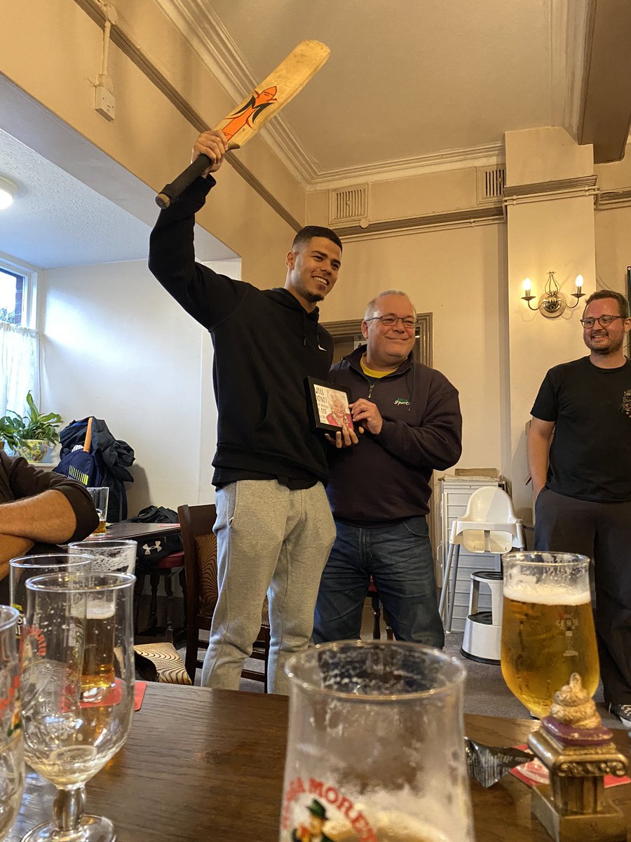 StoneCricket's tweet photo. The final Big Pat award went to Reece Lightning this week, after he finally broke his season long duck and belted 11 fine runs this weekend (presented by living legend Stumpy Dave).
That's all for 2023 folks, apart from one thing... Awards night!
#Stone23 #StoneCC #Cricket https://t.co/5qYfr8GLuC