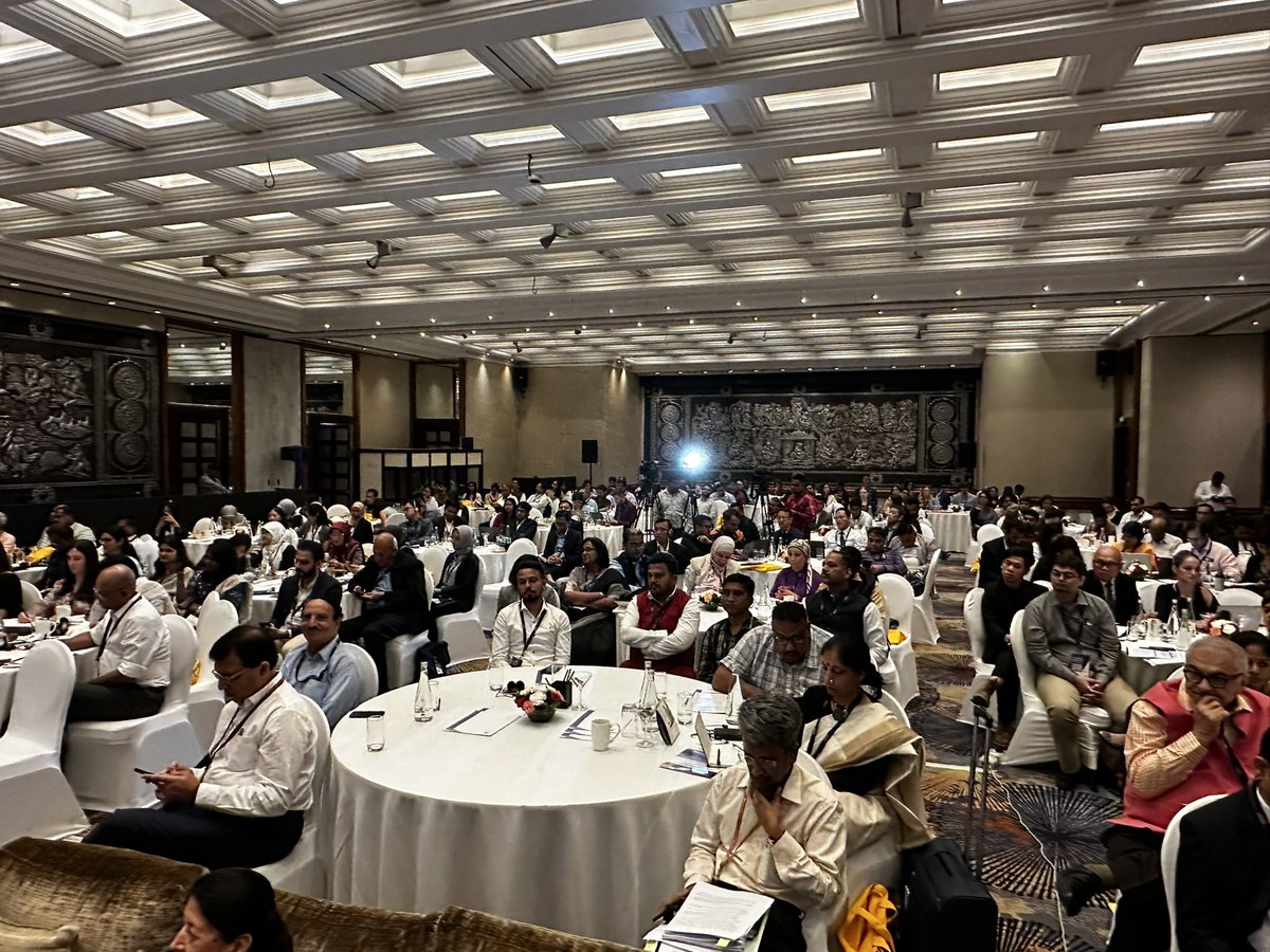 HardeepSPuri's tweet image. Interacted with political leaders, mayors &amp;amp; professionals from various countries associated with processes of urbanisation at the #AsiaForum2023, the first forum of #UrbanShift Global programme co-hosted by @ICLEI @NIUA_India @theGEF @MoHUA_India. 

@c40cities @g20org