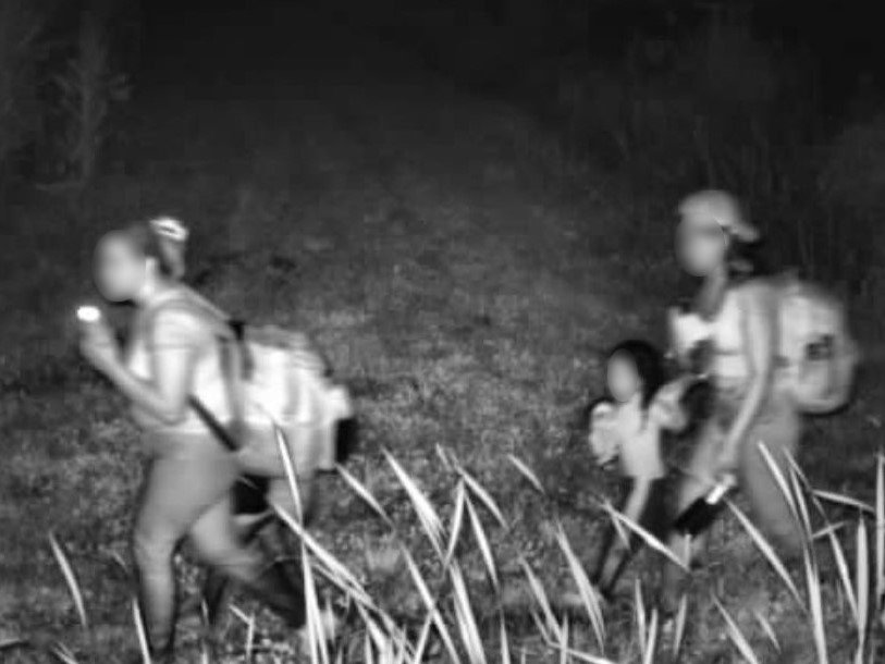 borderObserver's tweet photo. #STATUS 2023-Sep-29
Search Engine
73 Headlines for #Thursday 28 Sep 2023
https://t.co/S4TzxLw0Tu
#Overload_unload by 11am MT
#Photos @USBPChiefSWB
28 Sep
#SwantonSector
6,700+ Apprehensions in less than 1 year - surpassing 11 prior years combined.
https://t.co/N2SZV93txx