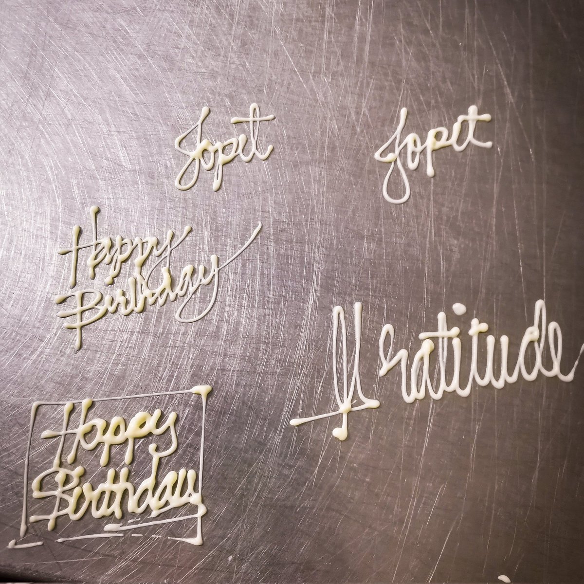 chefjopet's tweet photo. Live a life full of humility, gratitude, intellectual curiosity, and never stop learning. 😉❤️

#HumbleBeginnings #OurKindOfCaligraphy #CulinaryCaligraphy #BreakYourLimits https://t.co/P9hqNmxPKc