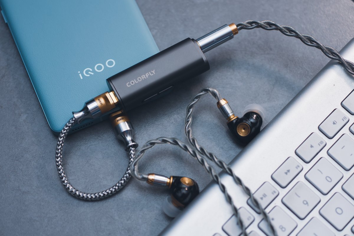 ddhifi_com's tweet photo. Always help you to make things even better! ๐
#ddHiFi #HiFi #AudioCable #Earphones #Dongle #AudioAccessories #DataCable #Colorfly https://t.co/80FDpHitDh
