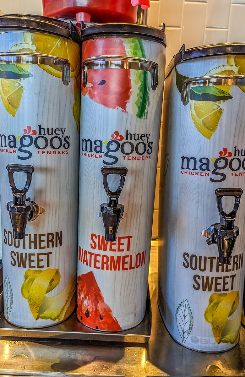 AshevilleFoodie's tweet image. Huey Magoos opens in South Asheville 😋 #ashevillefoodie #avlnews #avleats