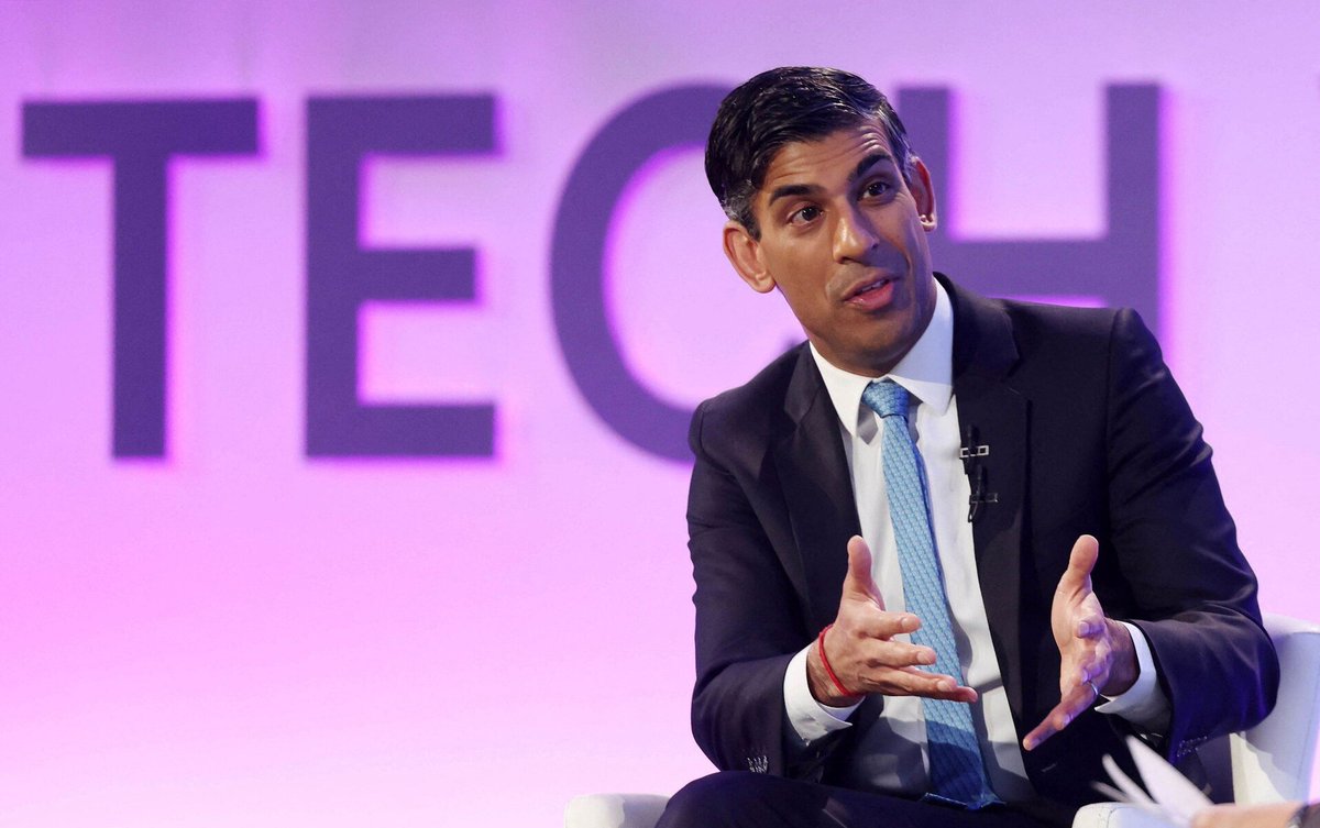 The cabal of AI experts helping Rishi Sunak avoid an apocalypse telegraph.co.uk/business/2023/… ✍️@jamestitcomb via @Telegraph #AI #AGI #AIrisks #AIsafety #ExistentialRisks #Regulations #Innovation #BigTech #advisers ➡️ Several organisations are advising the prime minister on