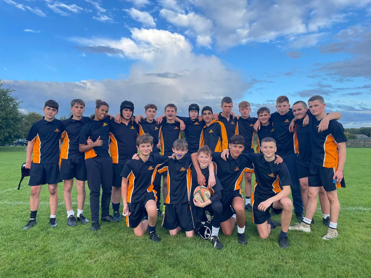 The Y10 Rugby team were also against @ilkleygrammarPE last week 🏉

Brilliant to see lads back in the squad after a break & debuts for Harrison M & Reggie D!

Beckfoot went from strength to strength for 55 mins but Ilkley couldn’t be stopped in the last 15 & it finished 39 - 56