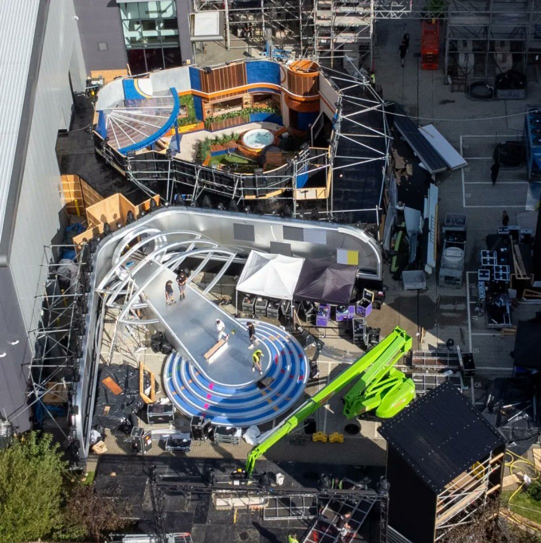 HabloTele's tweet image. Nuevas imágenes de la construcción de la casa de @bbuk 

¡Tiene muy buena pinta!

#GHVIP22S #GHVIPDBT2 #BBUK