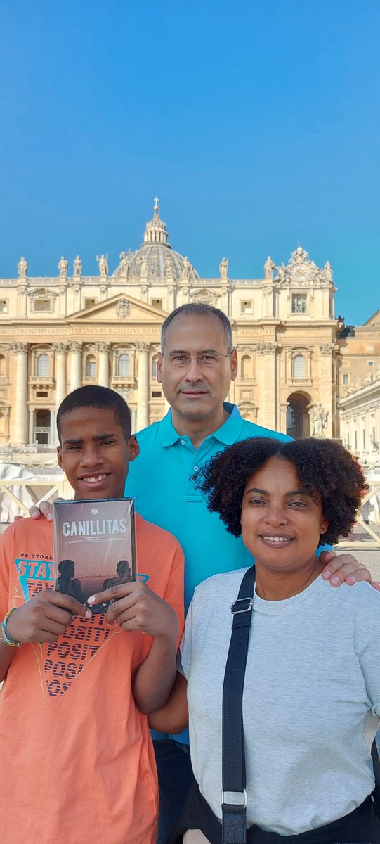 Los protagonistas del documental '#Canillitas' comienzan una gira por cinco países europeos: #Italia, #Austria, #Polonia, #Bélgica y #Portugal.

Consulta cuándo y dónde puedes verlo: cutt.ly/SwvANJJ8

🎥 bit.ly/Canillitas
#SoñarSinCadenas