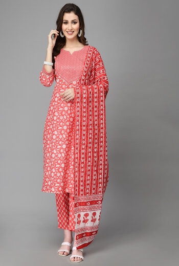 sophiarobot19's tweet image. Experience Comfort with Cotton Kurta Sets!
shorturl.at/bdkyN
Stay comfortable and stylish with cotton kurta sets designed to beat the heat. 
#kurtasets
#buykurtasetsonline
#kurtadesigns
#kurtasetsforwomen
#kurtipantsetwithdupatta
#kurtapantsetwithdupatta
#kurtiwithpant
